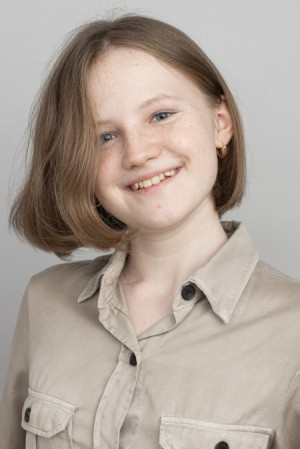 Я у мамы актриса